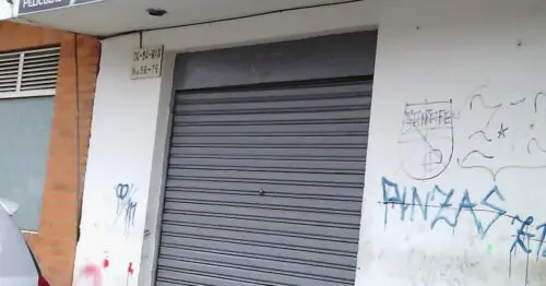 VIDRIOS PARA AUTOS LA ESPERANZA SUR VIDRIOS PARA AUTOS LA ESPERANZA SUR